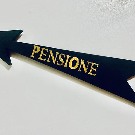 Pensione Popolo Montréal Esterno foto